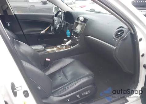 2011 Lexus Is 250 z USA, uszkodzony, nr VIN JTHCF5C21B5047628